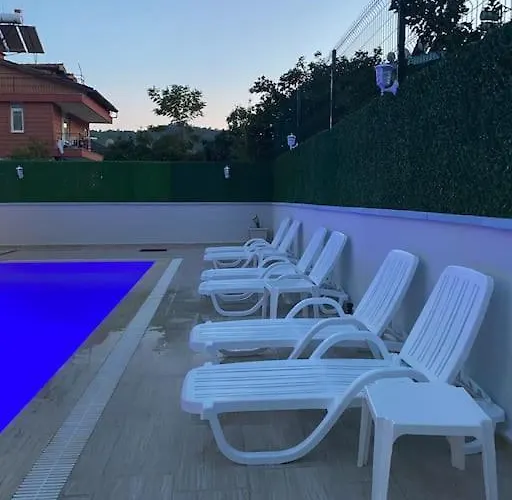 Maleyna Apartment *